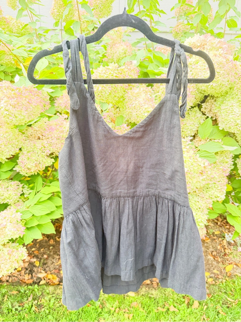 GAP Charcoal Tie-Shoulder Linen Peplum Camisole